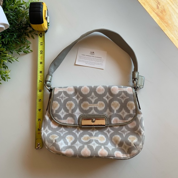 Coach Purse - Picture 5 of 5